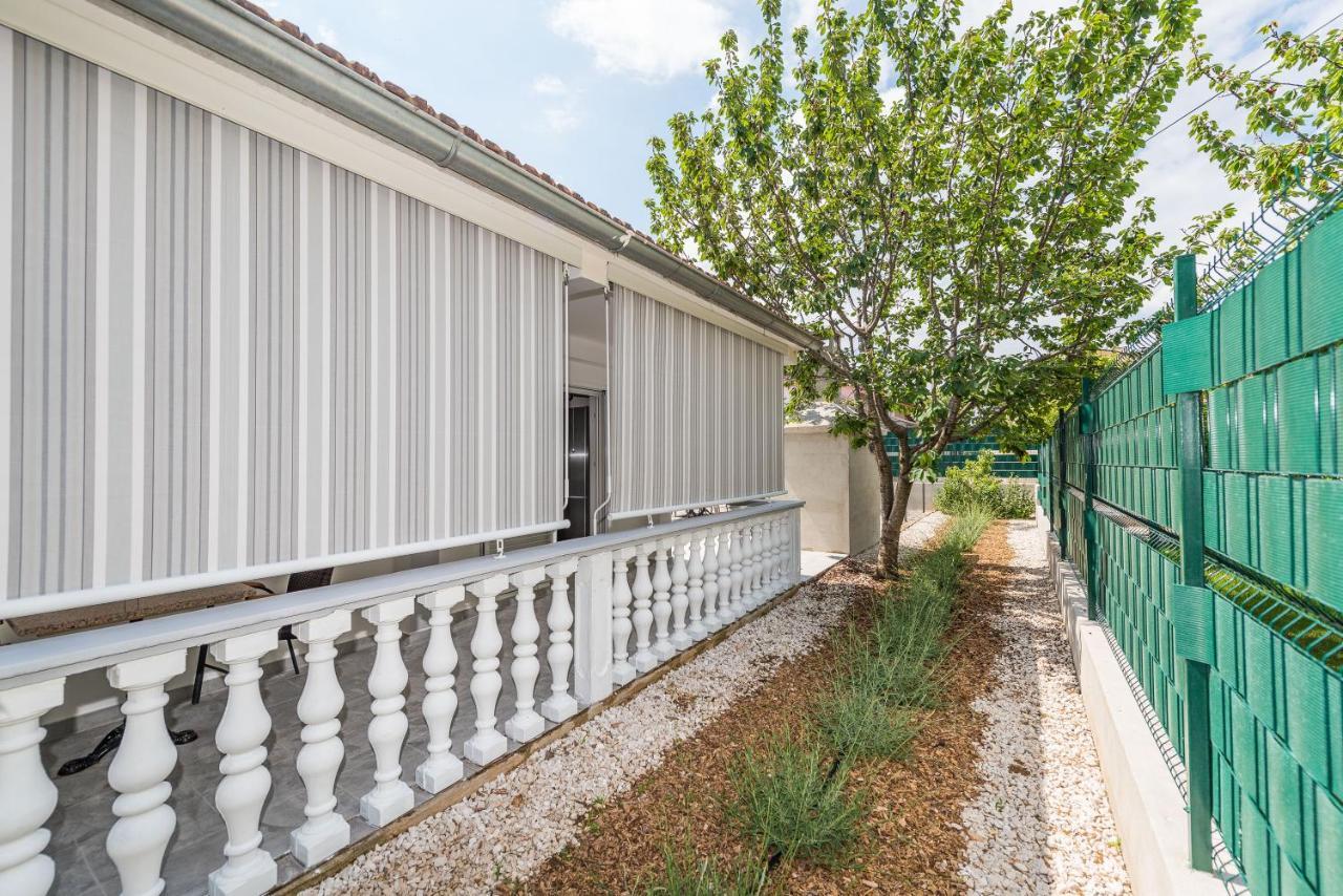 Villa Family Sukosan, Zadar Екстериор снимка