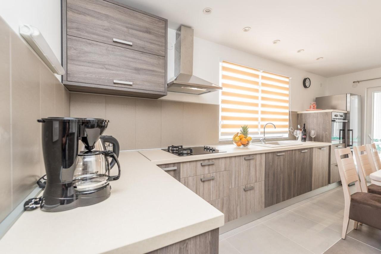 Villa Family Sukosan, Zadar Екстериор снимка