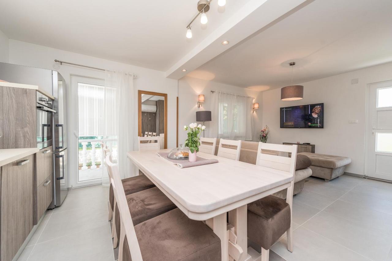 Villa Family Sukosan, Zadar Екстериор снимка